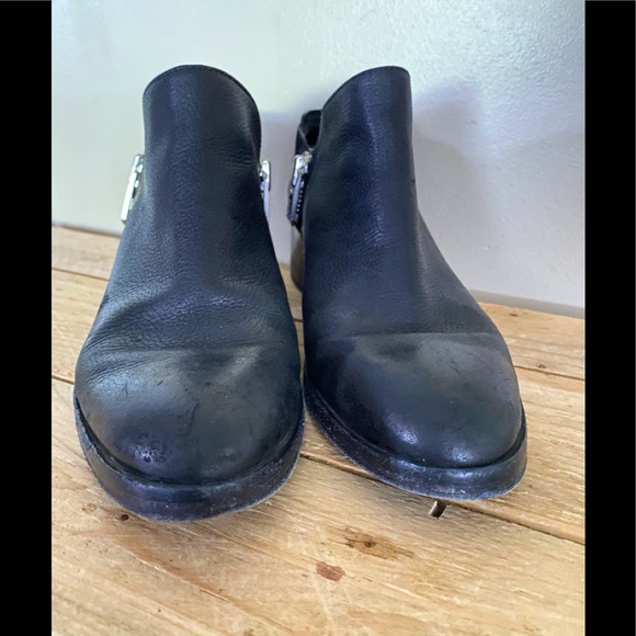 EUC 🌟🌟Host Pick🌟🌟Women’s 3.1 Philip Lim Alexa Leather Booties - Picture 2 of 9